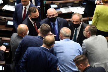 Politycy opozycji w Sejmie