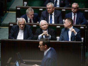 Politycy PiS podczas posiedzenia Sejmu i debaty o komisjach śledczych