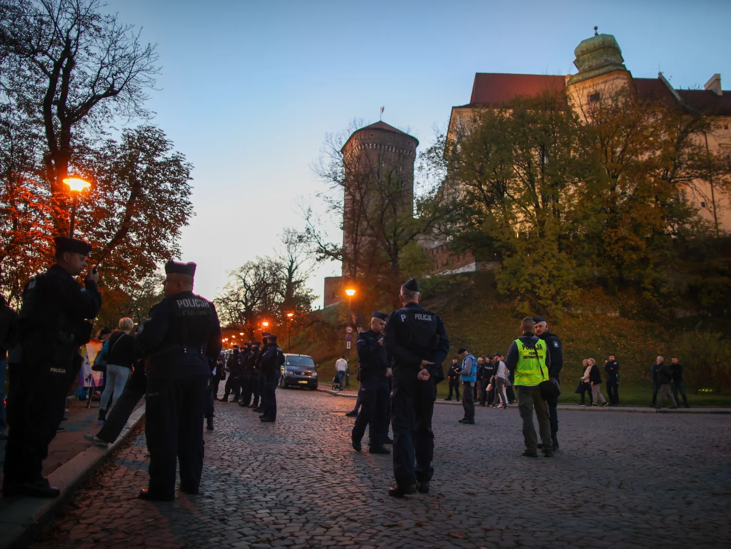 Miesięcznica smoleńska pogrzebu pary prezydenckiej