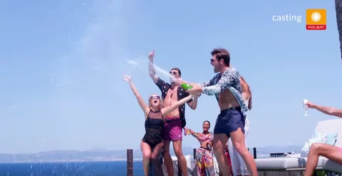 Kadr z materiału promującego casting do "Love Island"