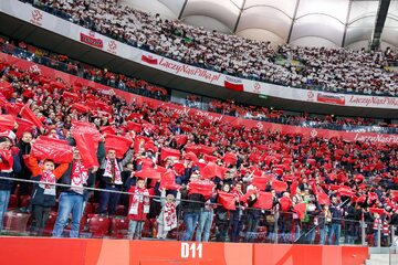 Polscy kibice na stadionie, zdjęcie ilustracyjne