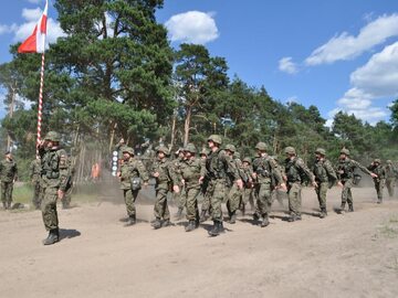 Polscy żołnierze podczas ćwiczeń