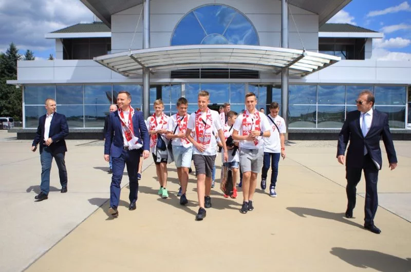 Andrzej Duda w drodze do Nicei