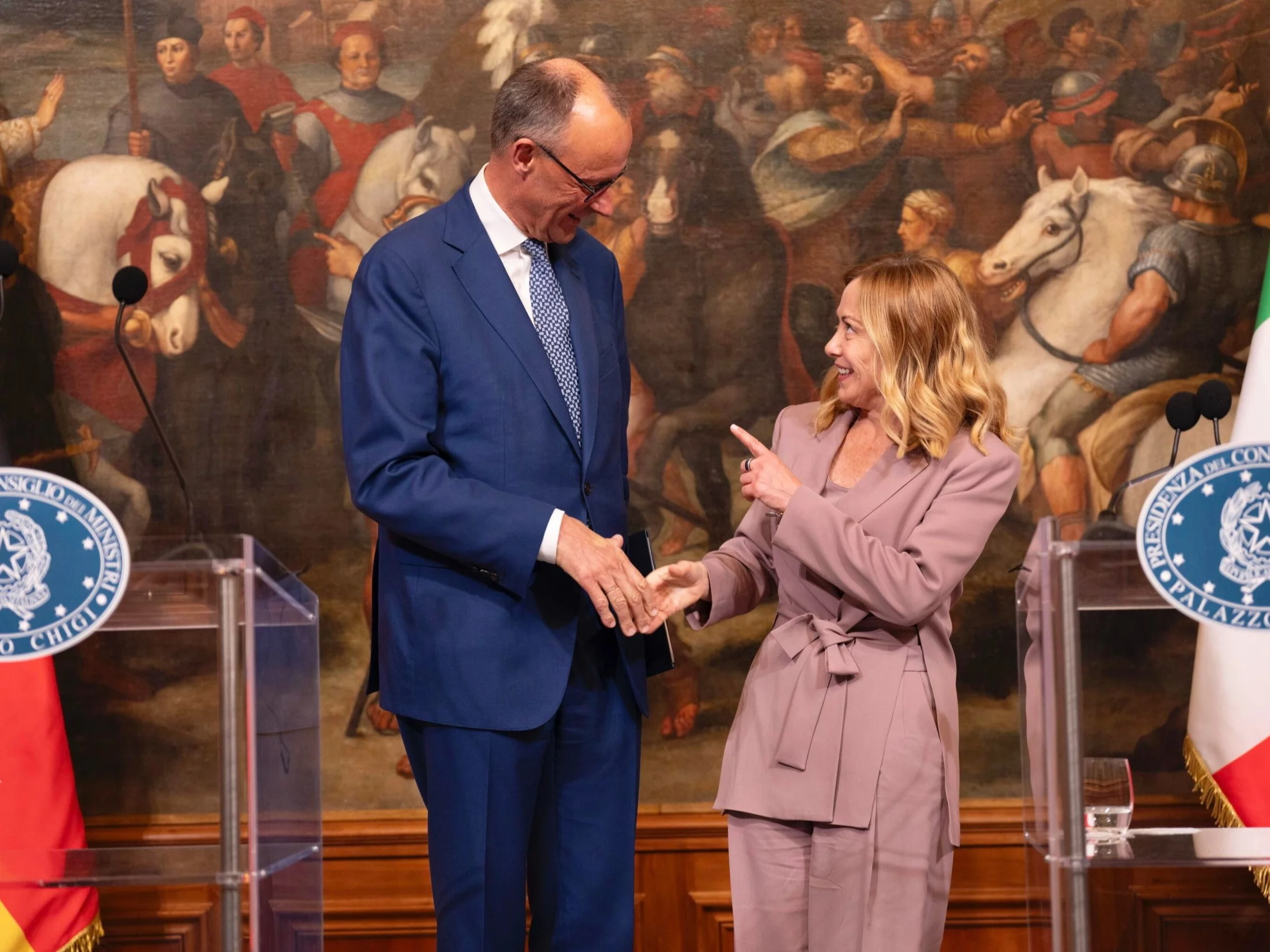 Premier Włoch Giorgia Meloni i kanclerz Niemiec Friedrich Merz