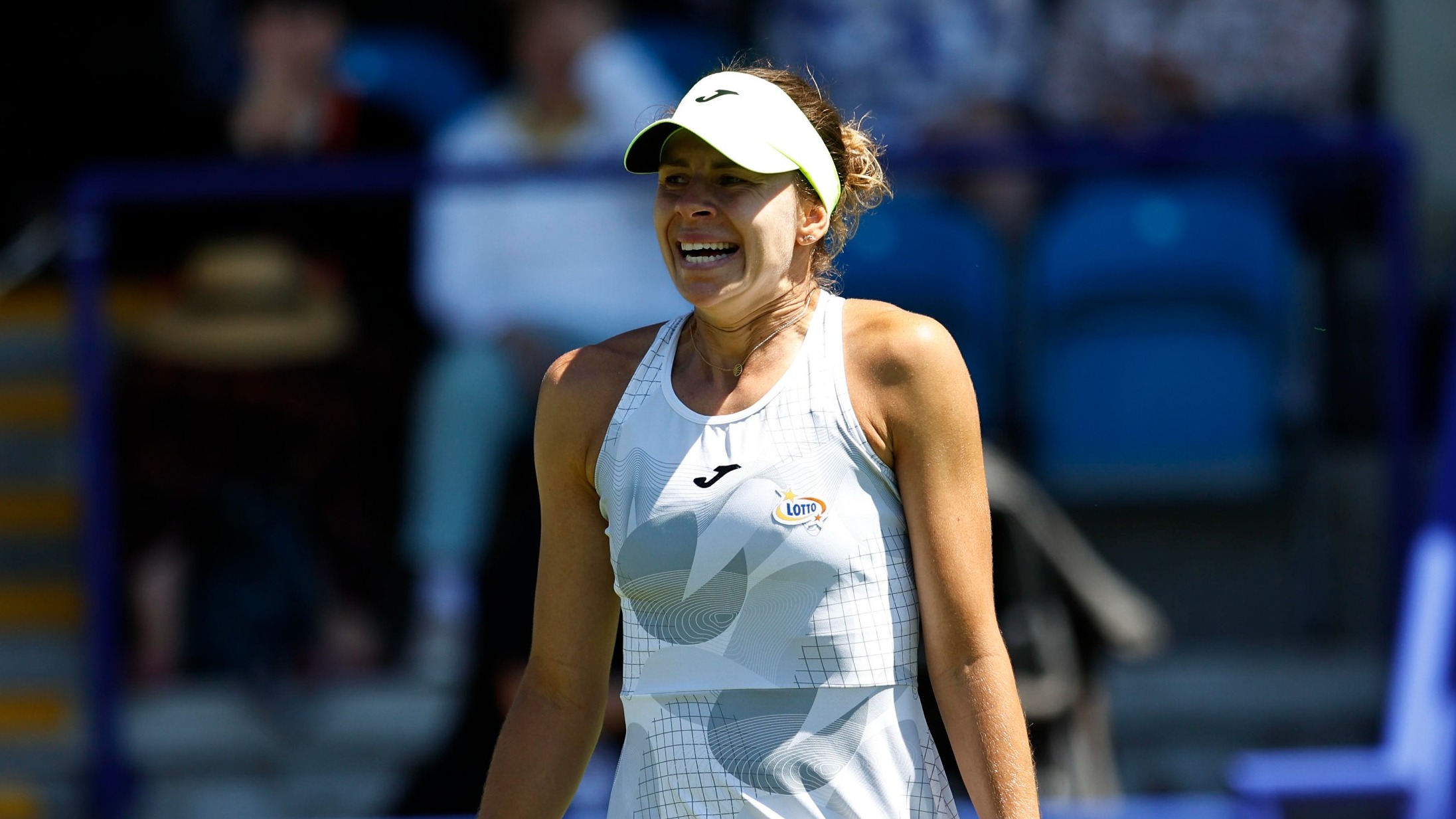 WTA Praga. Magda Linette Pokonała Wiktorię Tomową. Zagra W Półfinale ...