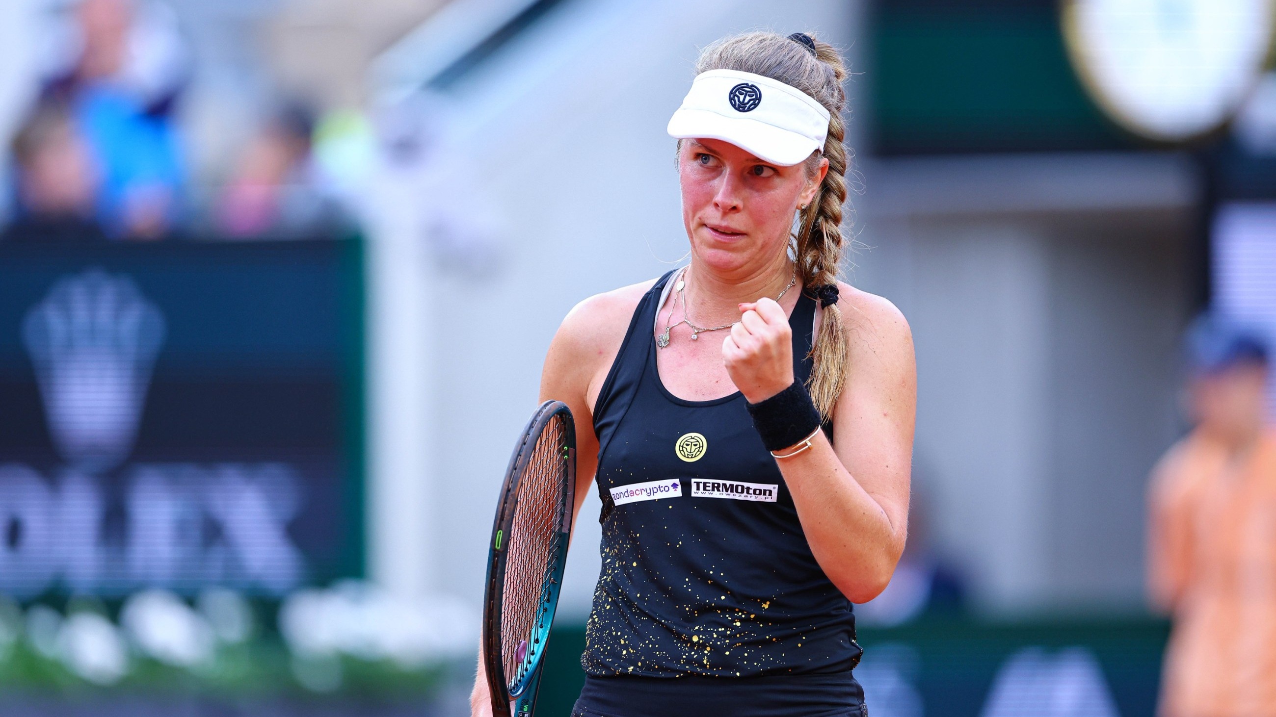 Magdalena Fręch w finale turnieju WTA w Pradze. Pokonała Laurę Samson ...