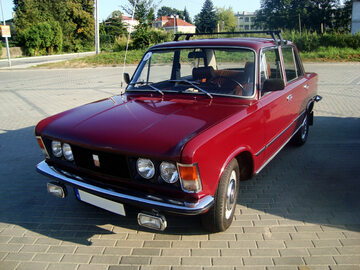 Polski Fiat 125p 1500 MR'75