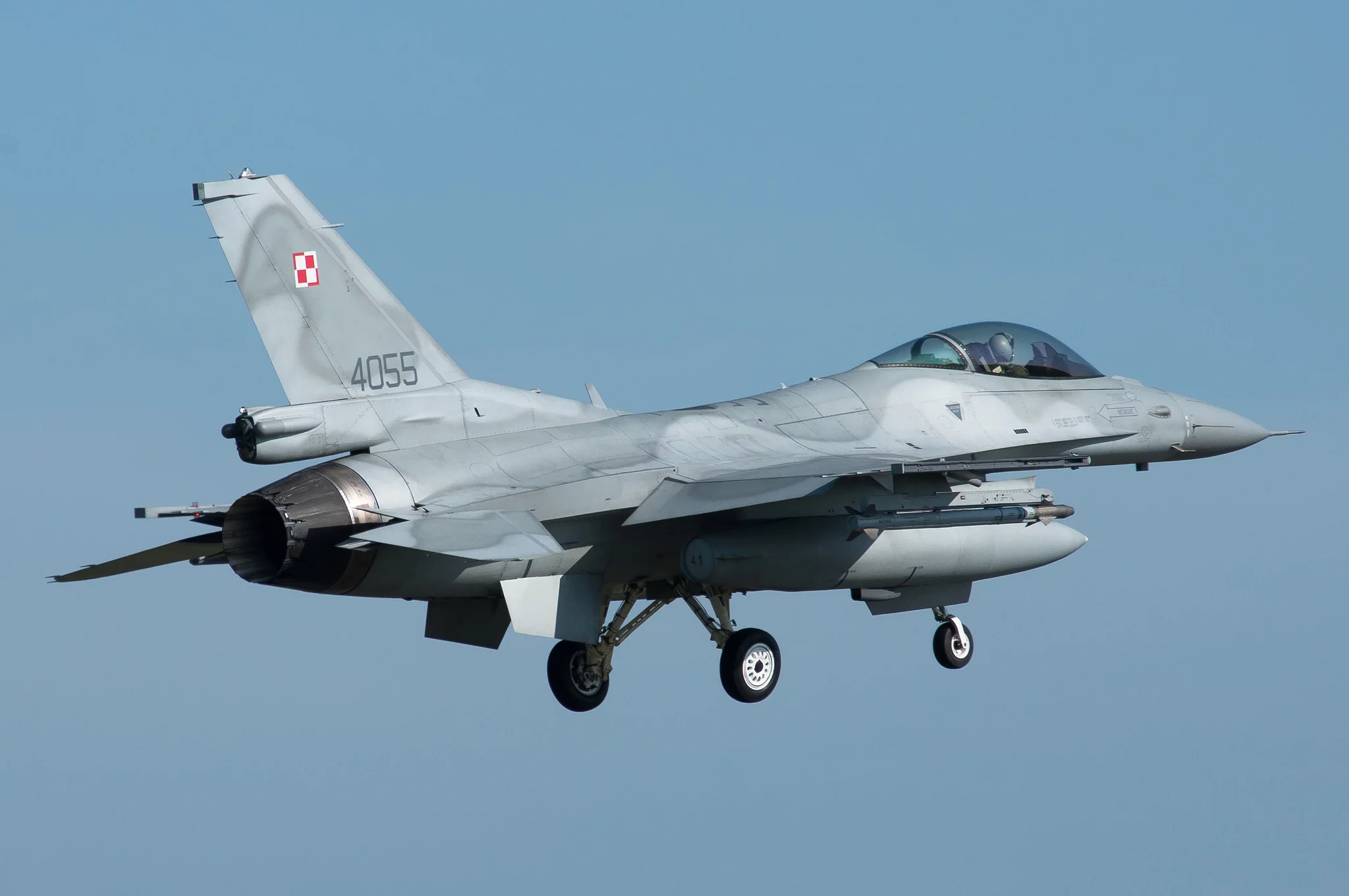 Polski F-16