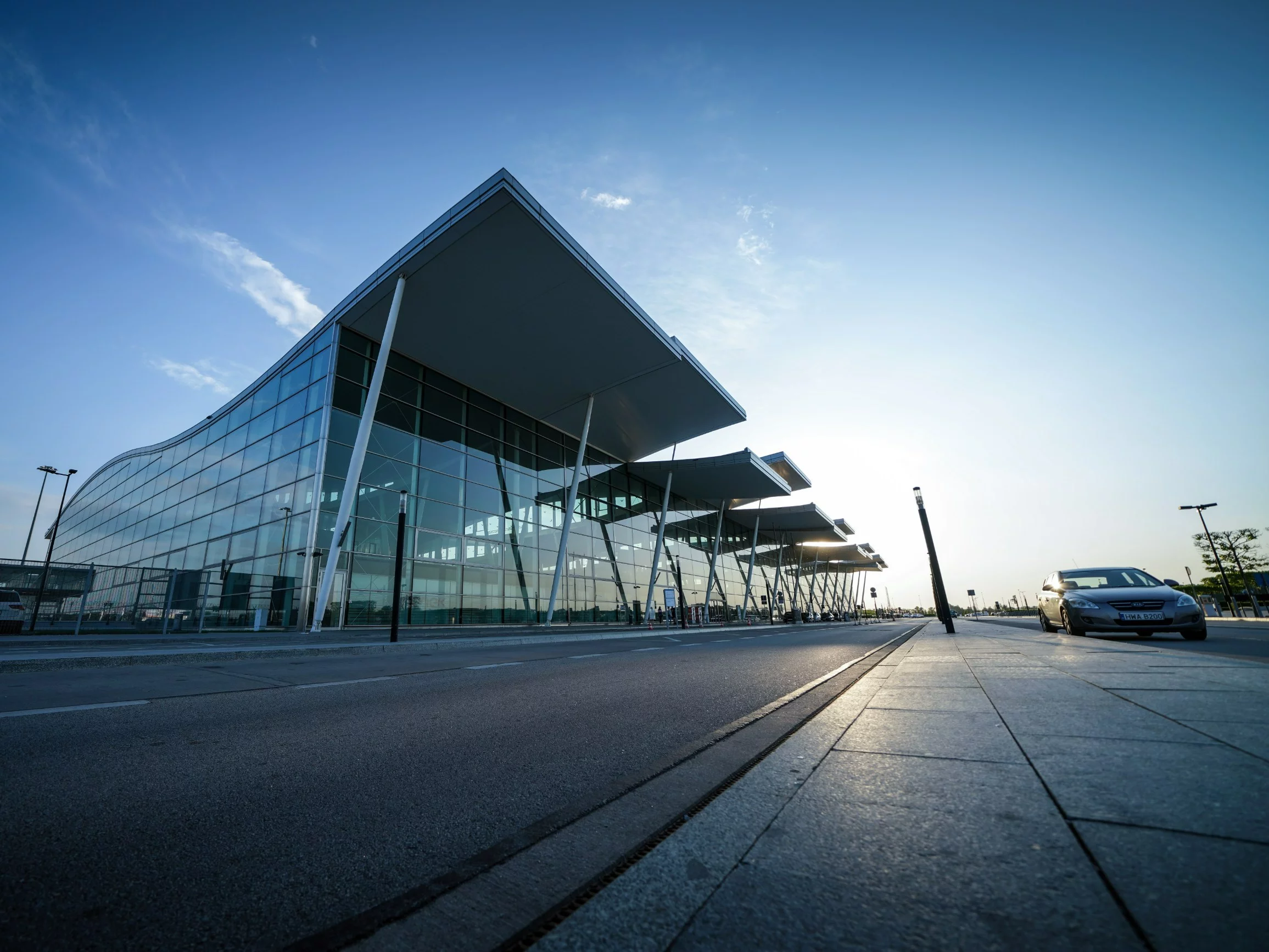 Turyści tylko na to czekali. Polskie lotnisko otworzy się po miesięcznej przerwie