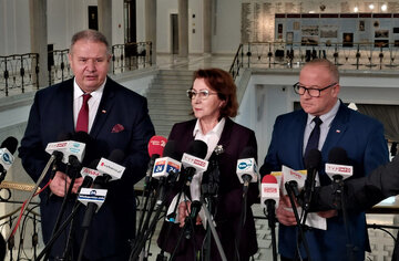 Posłowie PiS na konferencji prasowej