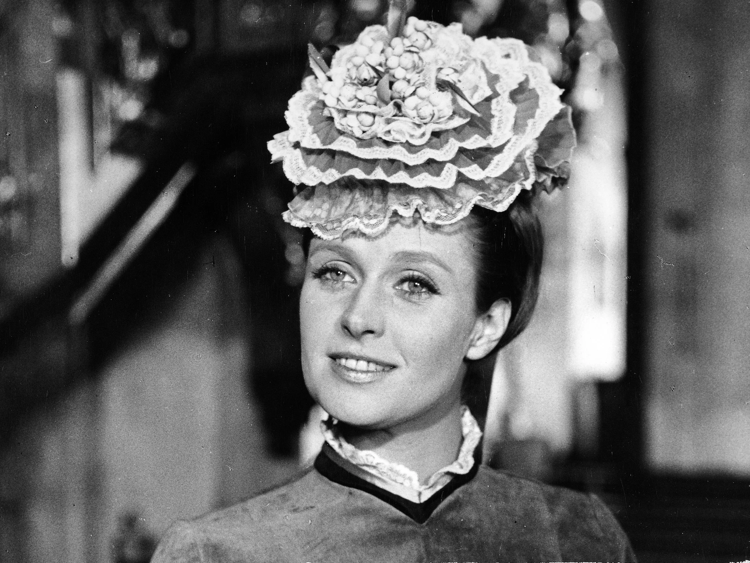 1968. Kadr z filmu „Lalka” w reżyserii Wojciecha Jerzego Hasa, n/z Beata Tyszkiewicz