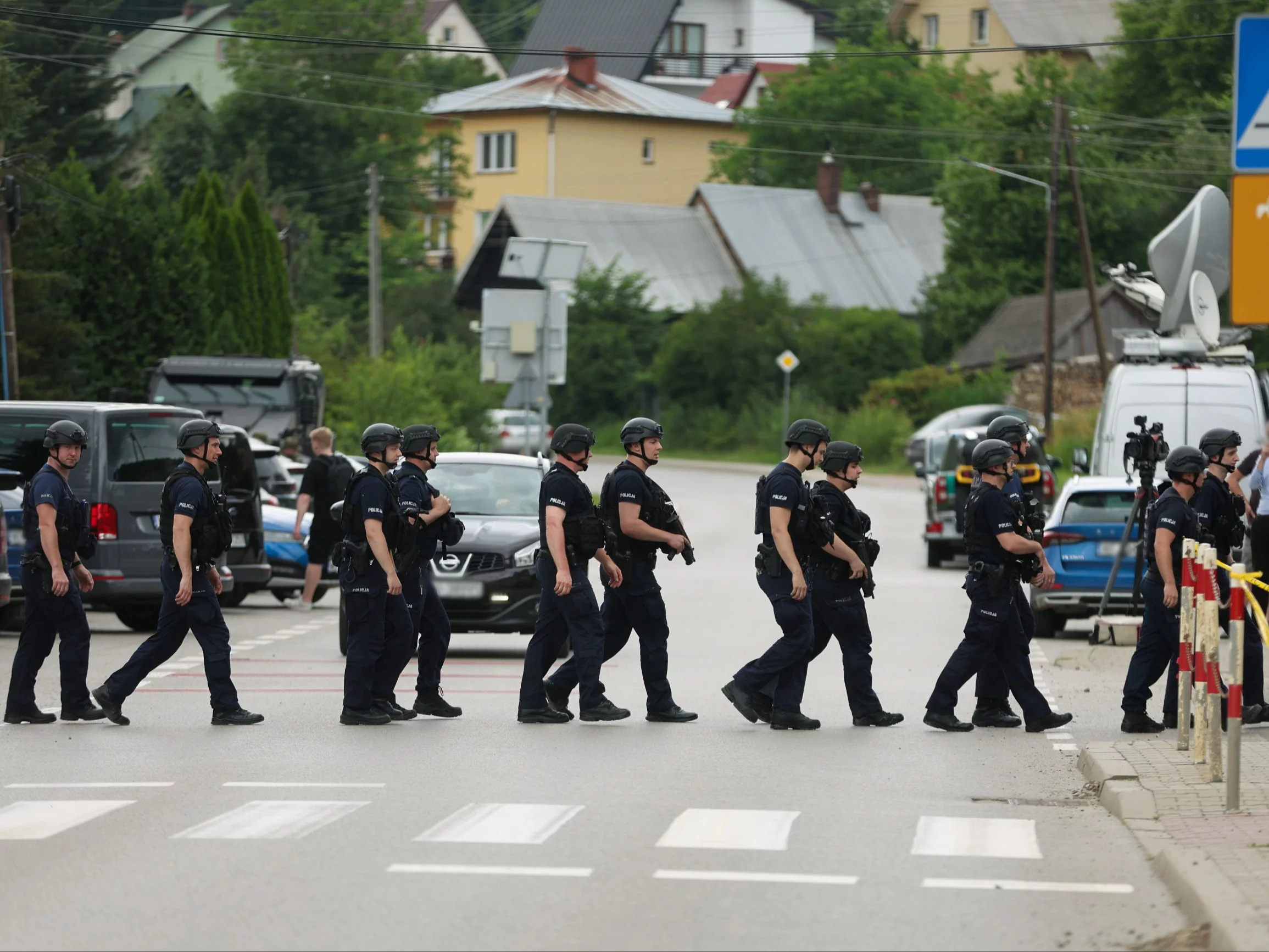 Stara Wieś – trwa obława