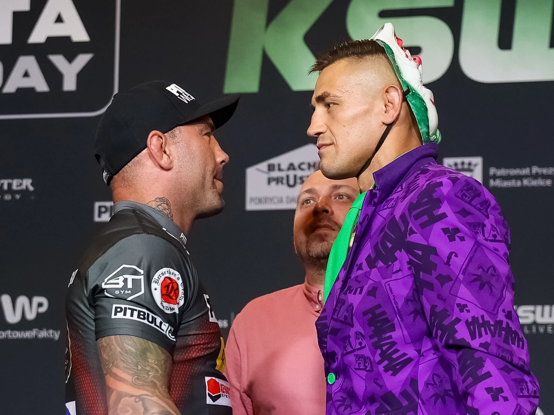 Tomasz Romanowski i Andrzej Grzebyk podczas ważenia – KSW 72