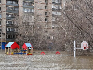 Powódź w położonym na rzeką Ural Orsku