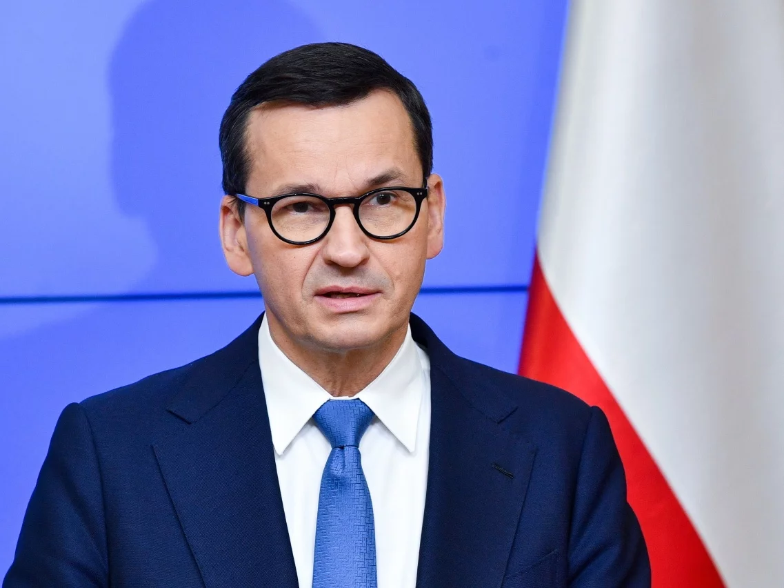 Premier Mateusz Morawiecki podczas konferencji prasowej po zakończeniu szczytu Rady Europejskiej w Brukseli