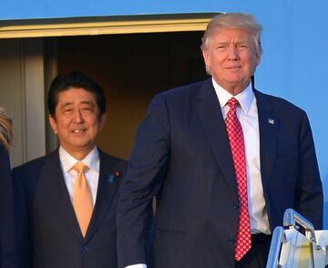 Premier Japonii Shinzo Abe i prezydent USA Donald Trump