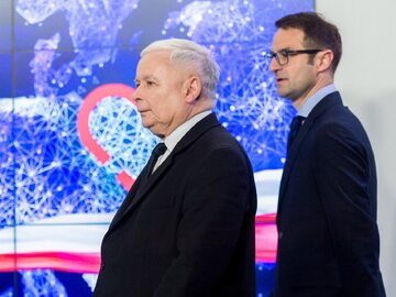 Prezes PiS Jarosław Kaczyński i szef sztabu wyborczego Tomasz Poręba