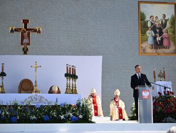 Prezydent Andrzej Duda podczas uroczystości beatyfikacyjnych rodziny Ulmów w Markowej