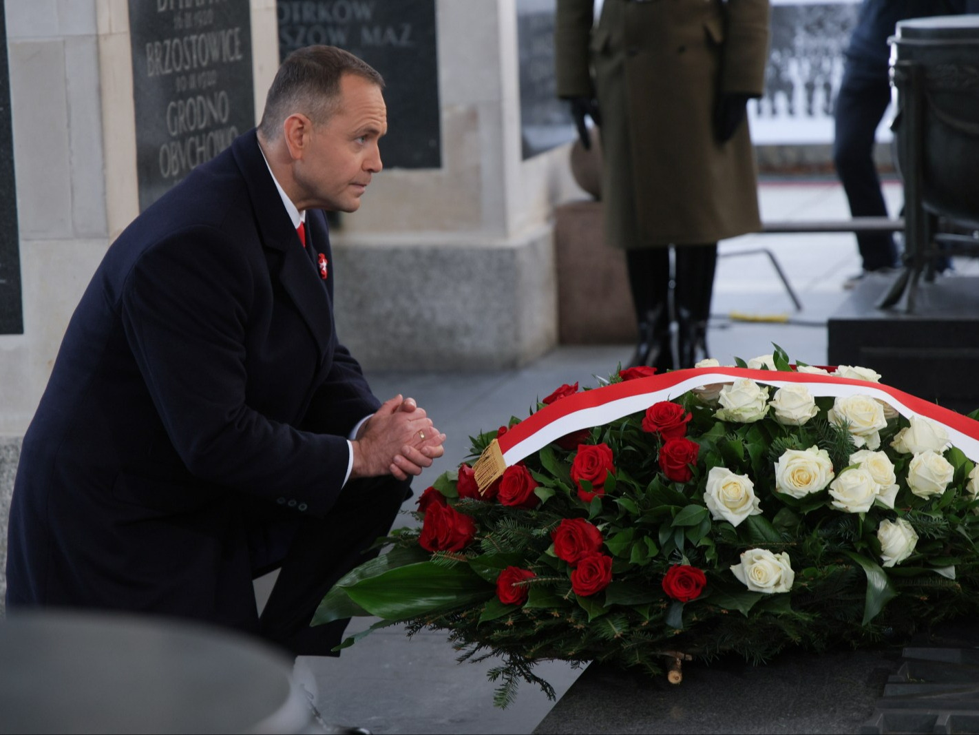 Prezydent wręczył awanse generalskie. „Nie pozwolę, byśmy stali się pawiem i papugą narodów”