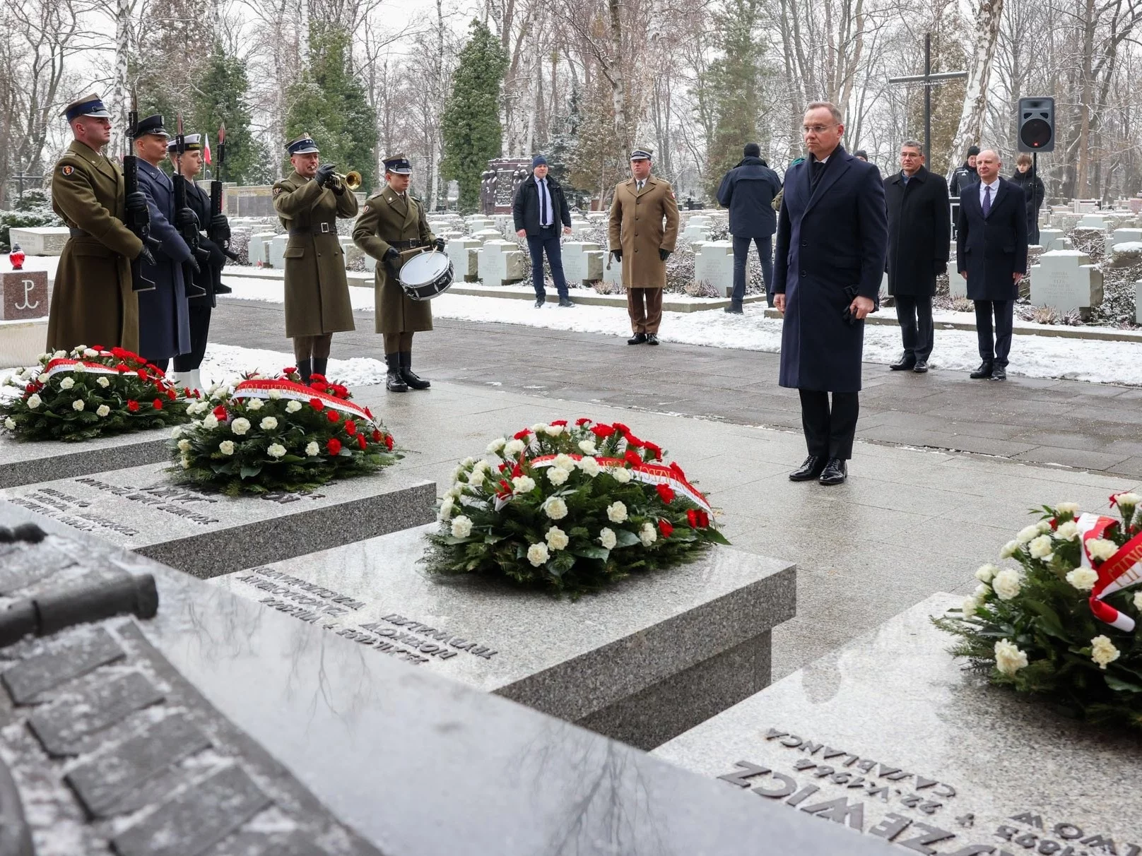 Andrzej Duda na warszawskich Powązkach