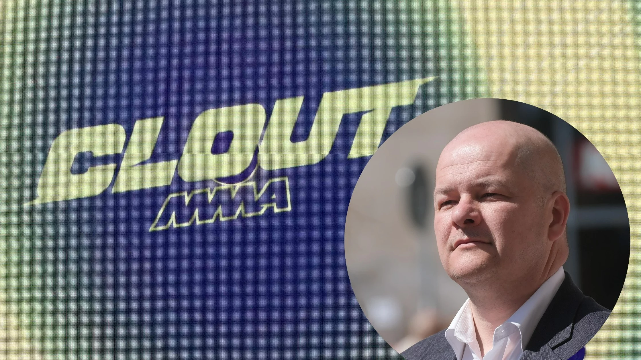 Logo Clout MMA i prezydent Płocka Andrzej Nowakowski