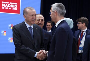 Prezydent Turcji Recep Tayyip Erdogan oraz szef NATO Jens Stoltenberg
