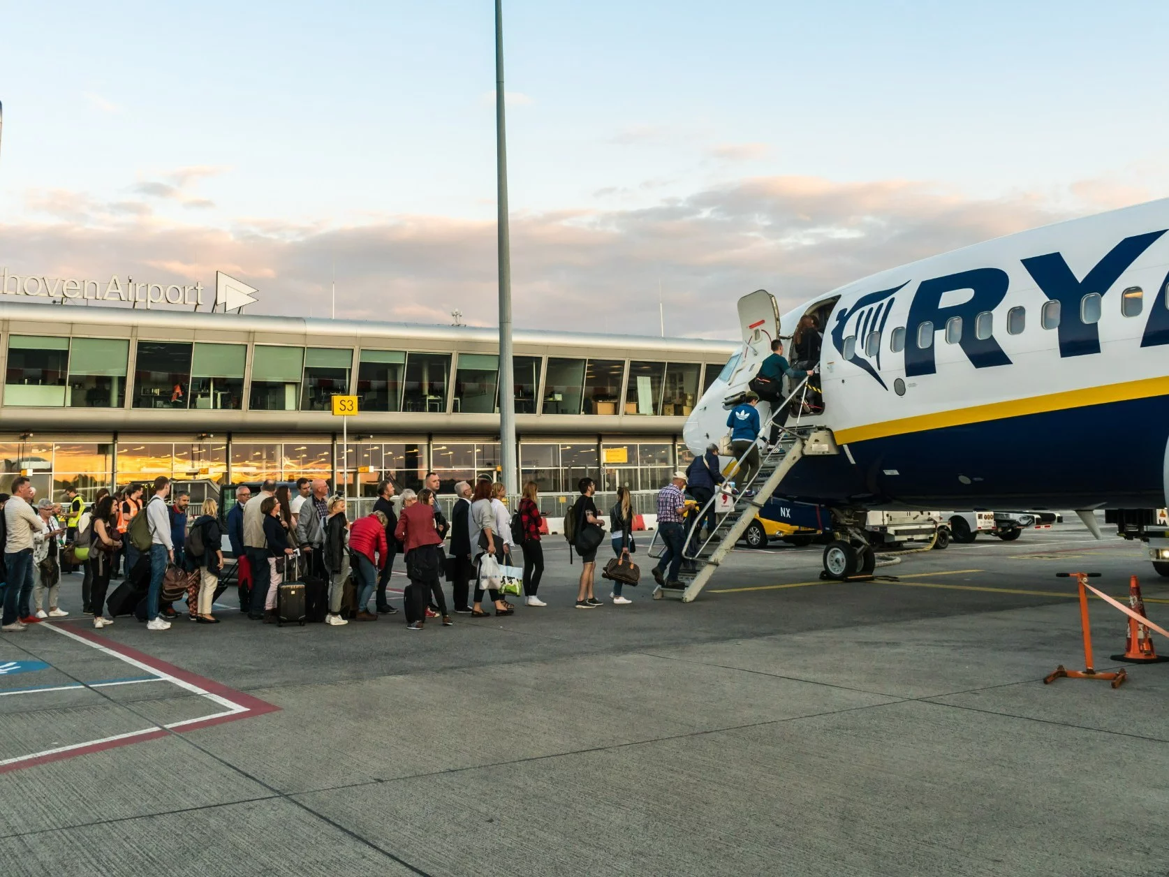Ryanair na lotnisku w Eindhoven