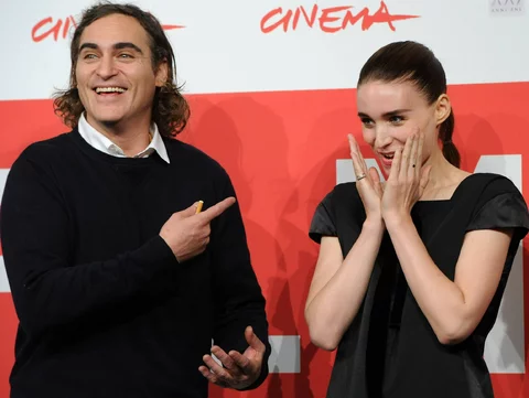 Rooney Mara i Joaquin Phoenix