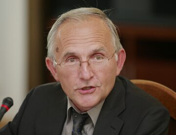 Prof. Janusz Czapiński