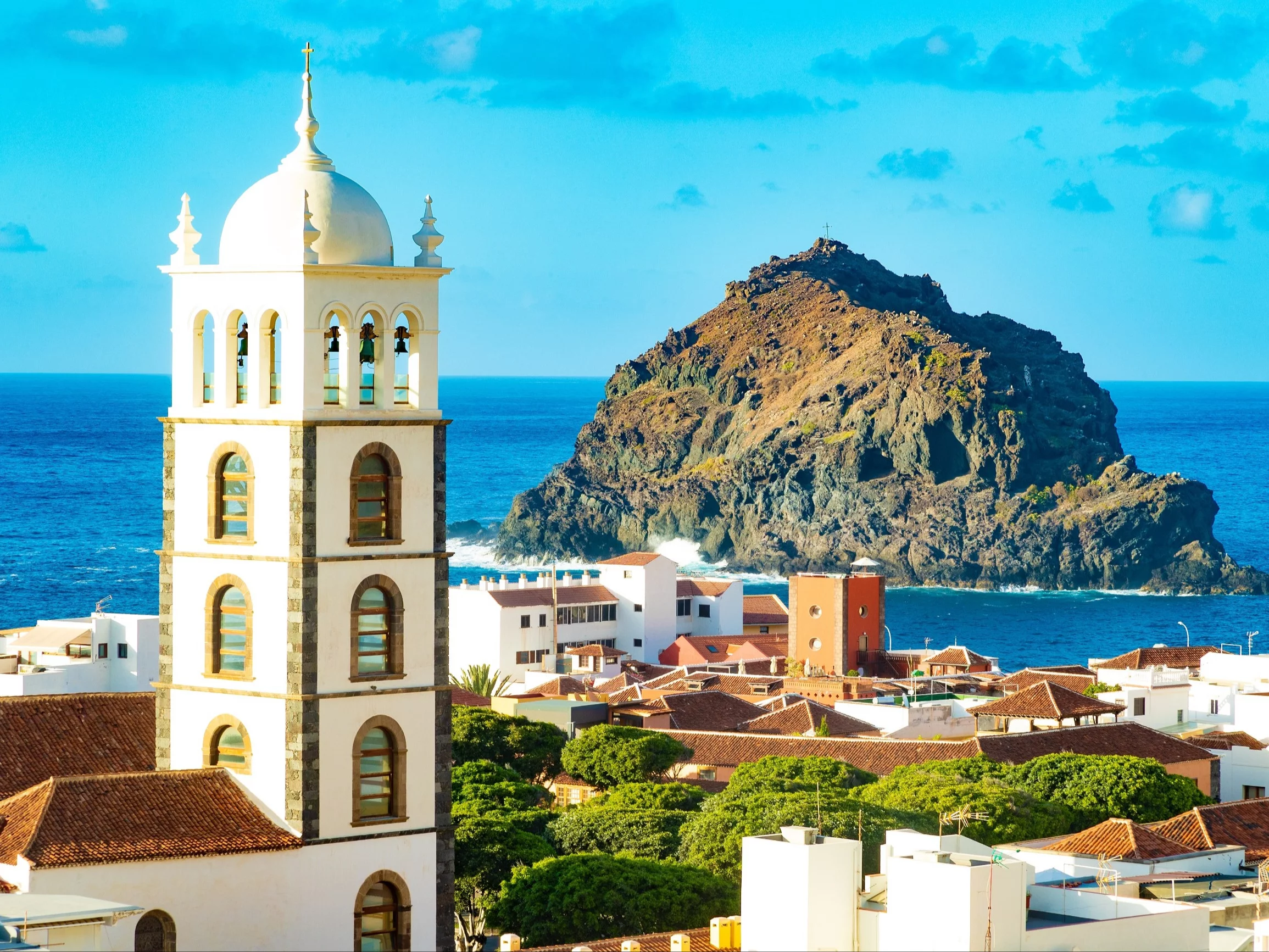 Promocja na gorące kierunki. Z tym kodem za loty zapłacisz mniej