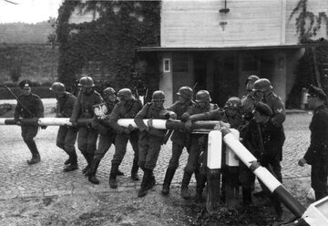 Propagandowe zdjęcie, które stało się jednym z symboli Września 1939 roku