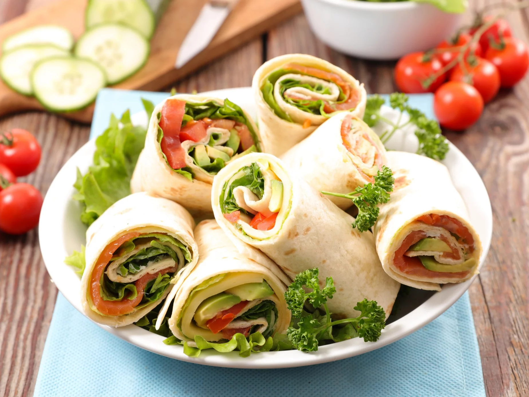 Roladki z łososiem i warzywami