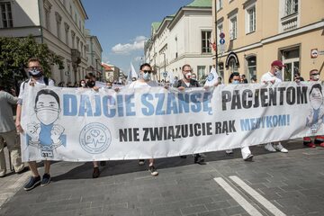 Protest medyków w Warszawie
