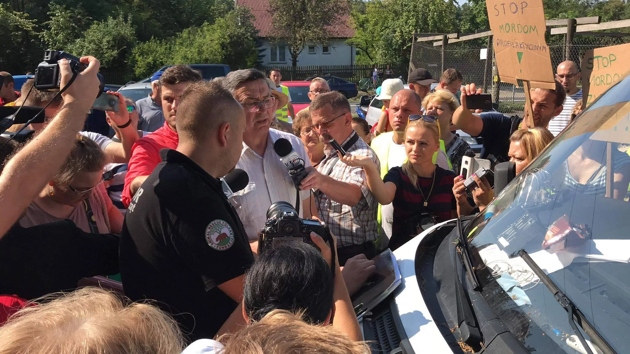 Protest mieszkańców pod zagrodą