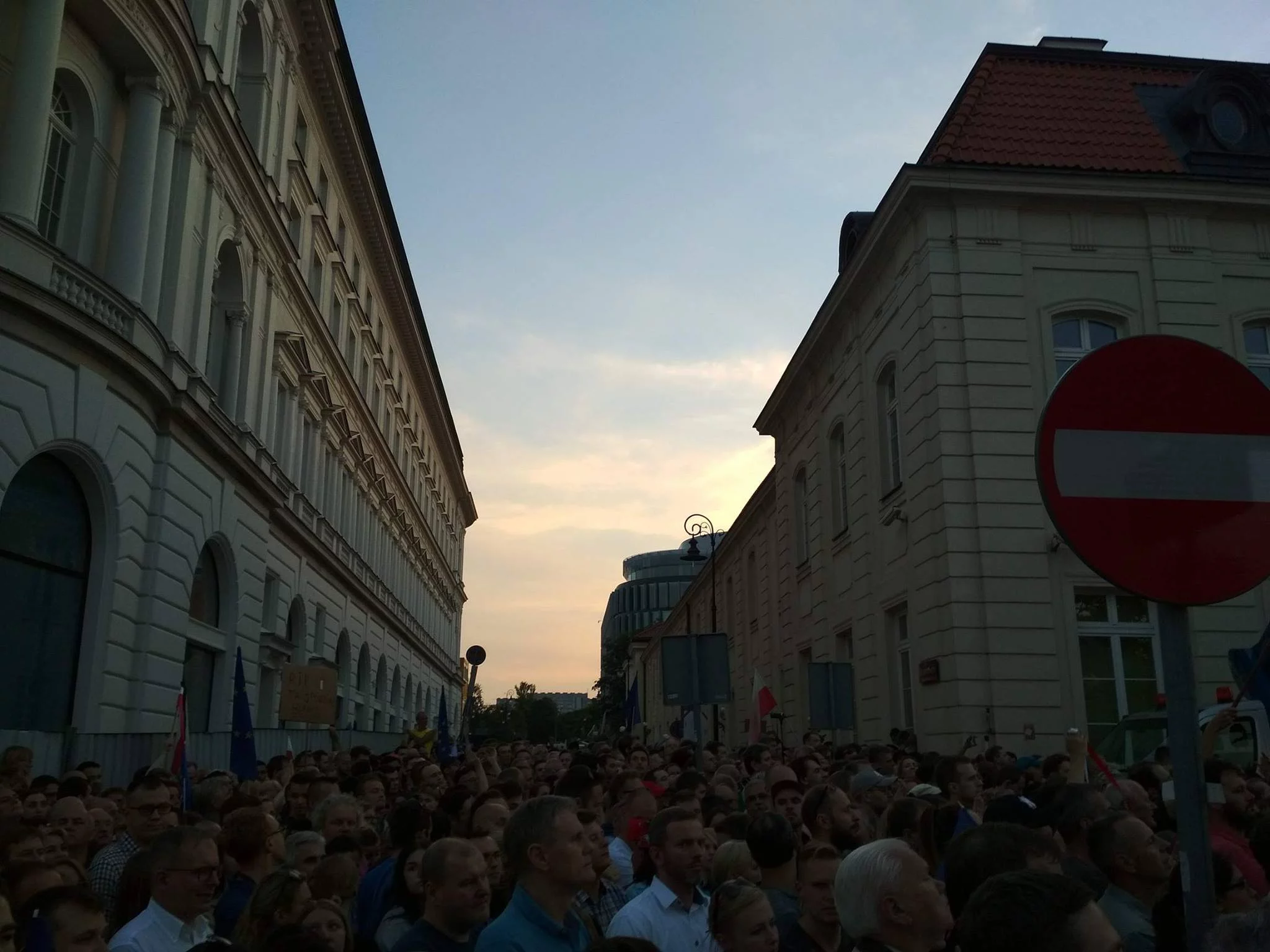 Protest przed Pałacem Prezydenckim