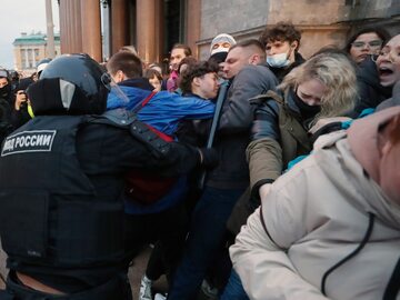 Protest przeciw mobilizacji w Petersburgu