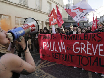 Protest przeciwko reformie emerytalnej w Montpellier