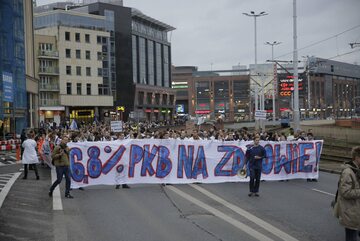 Protest studentów i pracowników medycznych we Wrocławiu