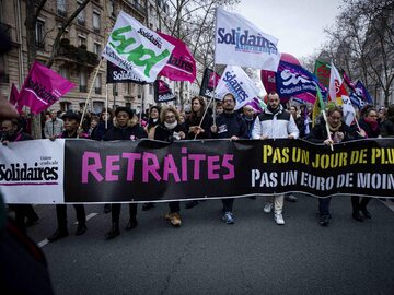 Protest w Paryżu przeciwko podniesieniu wieku emerytalnego