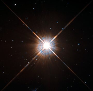 Proxima Centauri widziana przez Kosmiczny Teleskop Hubble’a