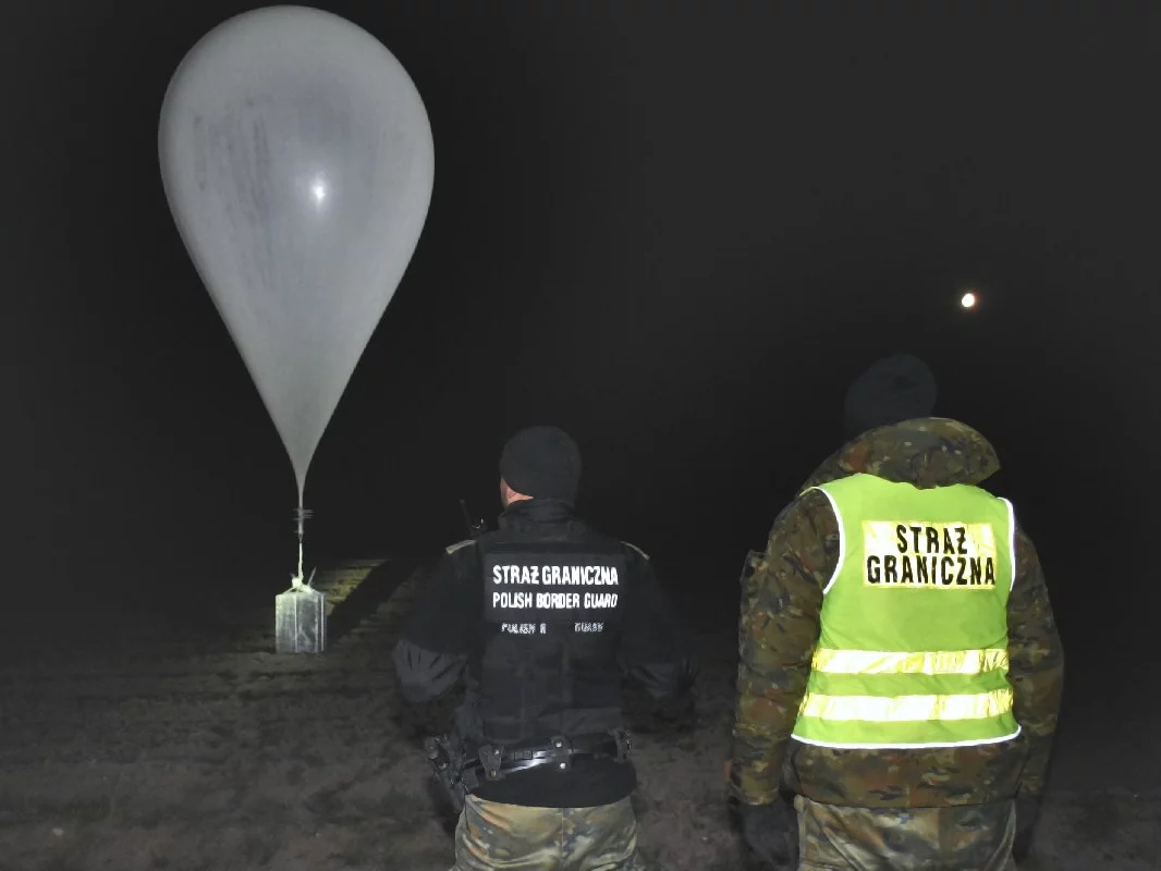 Balon z przemycanym towarem