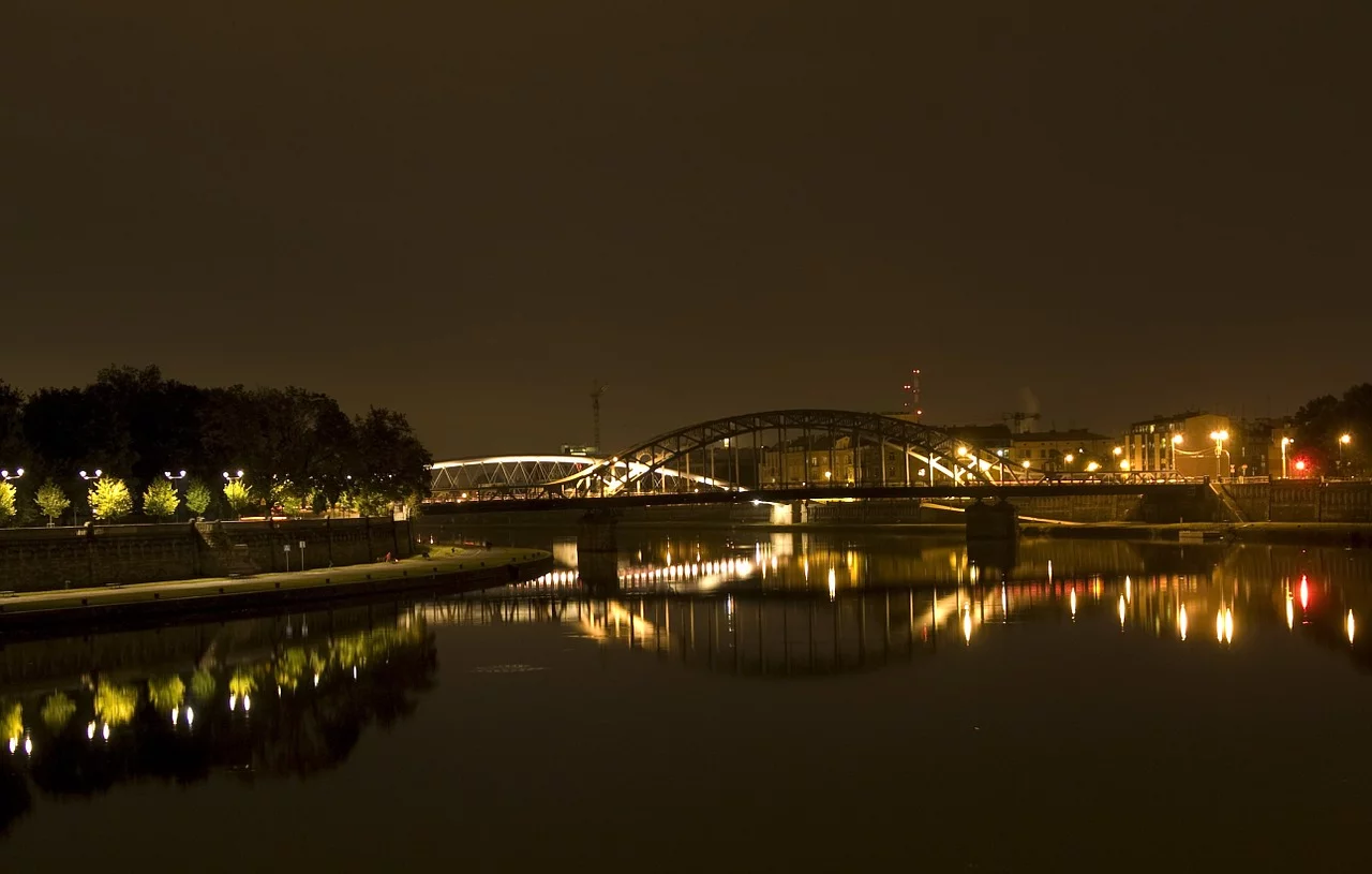 Kraków nocą