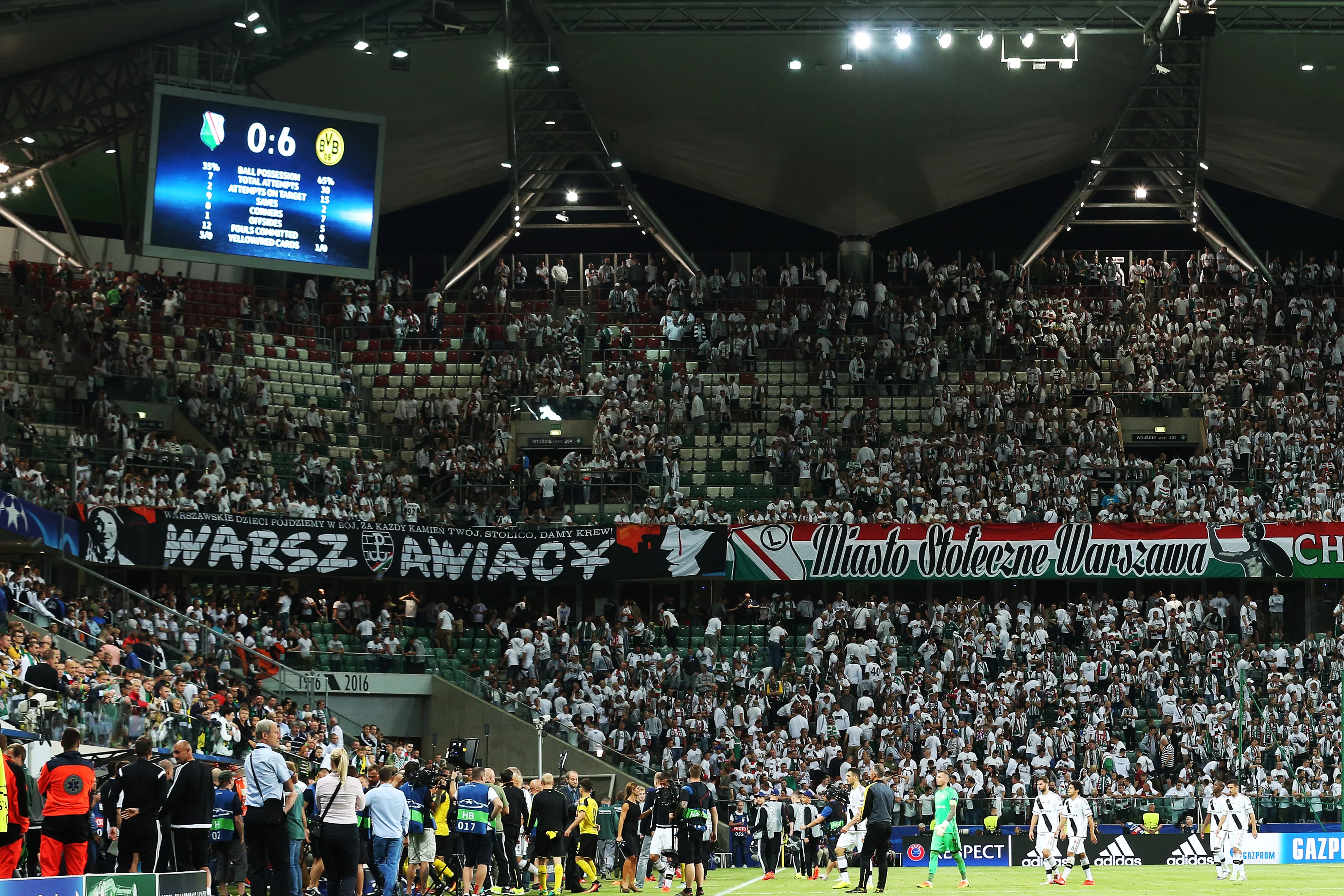 Kibice podczas meczu Legia - Borussia