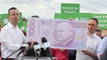 PSL zaprezentowało "banknot" z podobizną Adama Glapińskiego