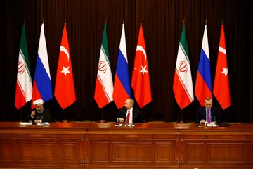 Putin, Rouhani i Erdogan w Soczi