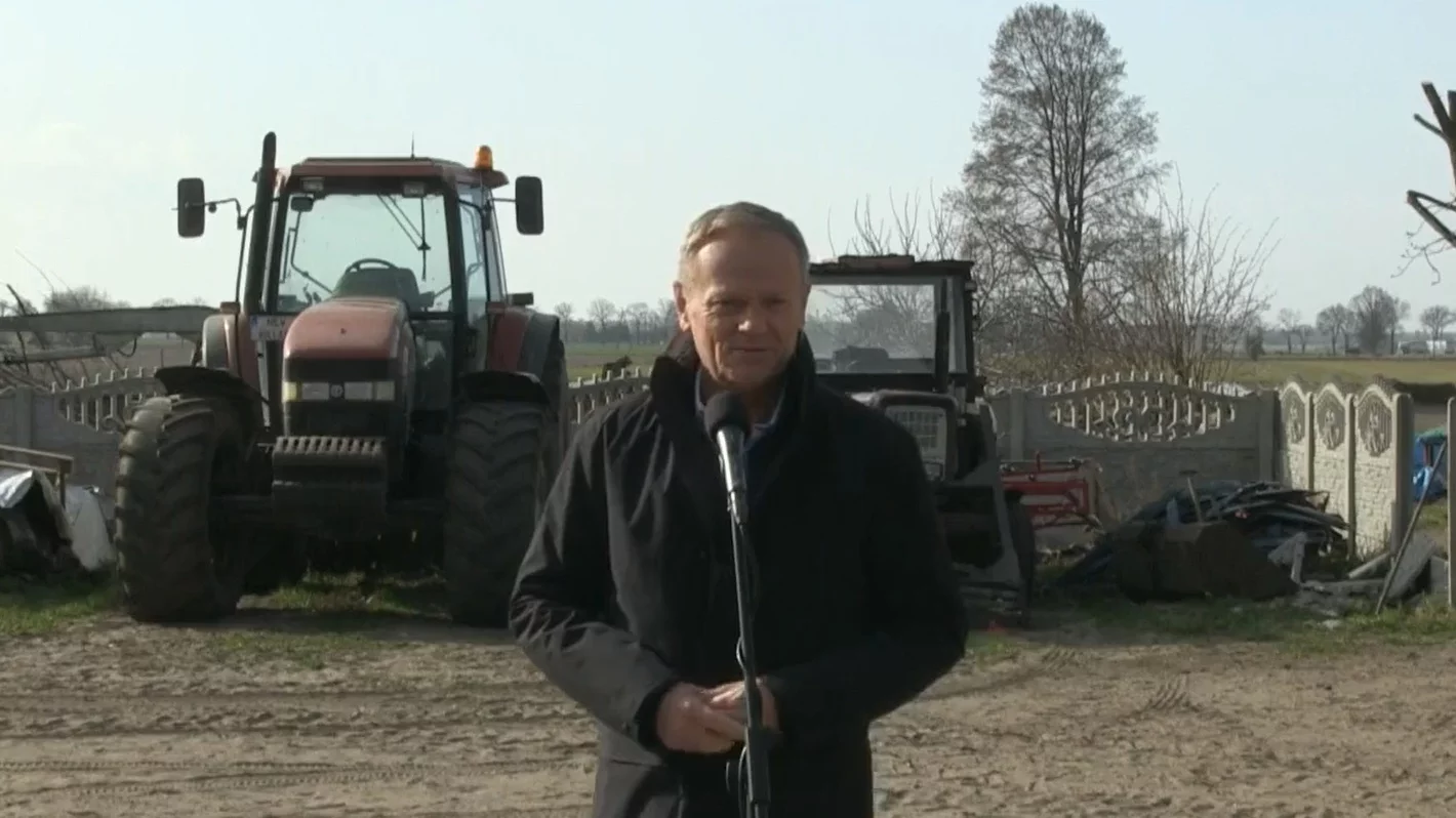 Donald Tusk na konferencji w Starym Chabowie