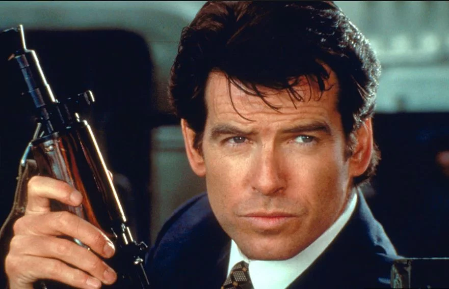 Pierce Brosnan jako James Bond