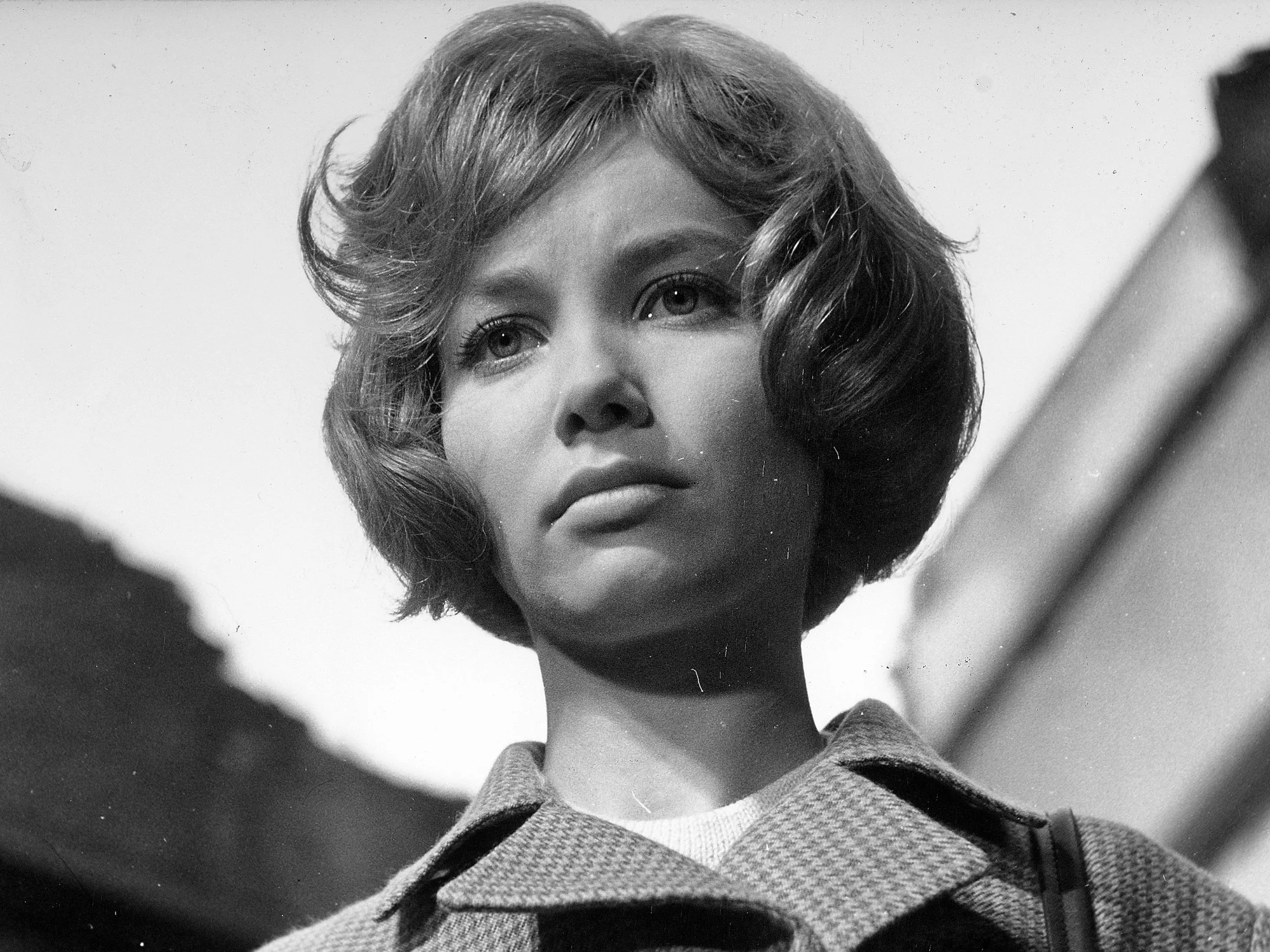 1967. Kadr z filmu „Paryż-Warszawa bez wizy” w reżyserii Hieronima Przybyły; n/z Pola Raksa