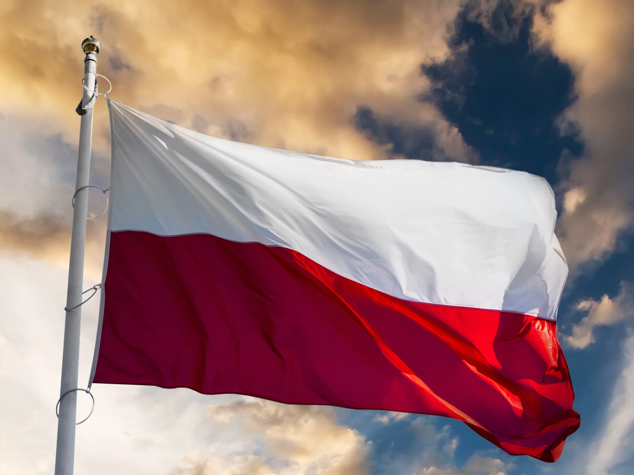Quiz z wiedzy ogólnej o Polsce. Pytamy o MEN, Świątek i Nawrockiego!