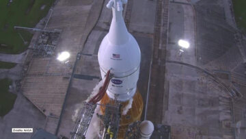 Rakieta Space Launch System biorąca udział w misji Artemis I